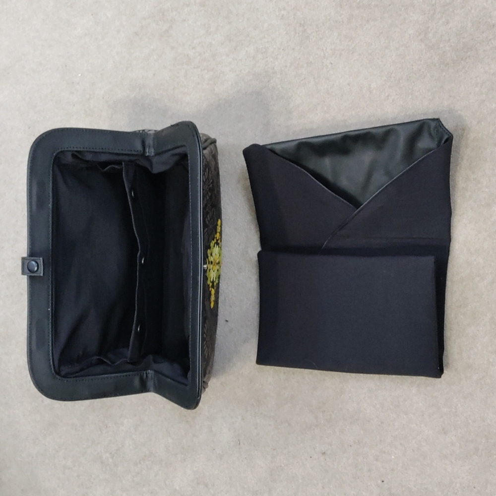 Petunia Pickle Bottom Diaper Bag Handbag - Picture 12 of 14